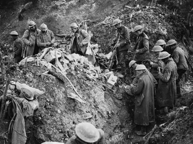 Французская пресса: В 1914 году президент Пуанкаре тоже не верил, что может вспыхнуть мировая война