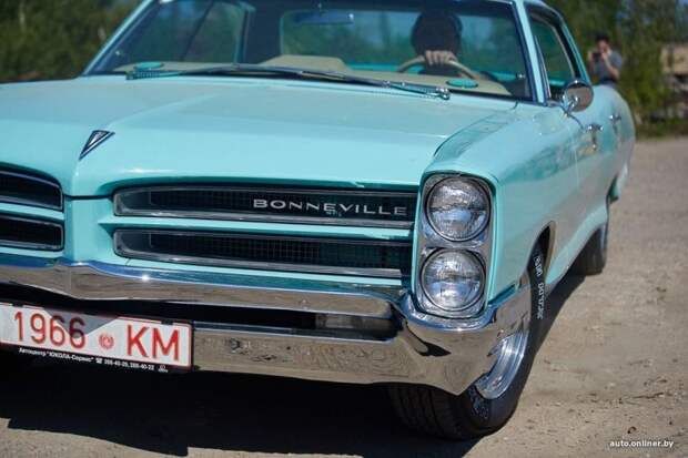 Pontiac Bonneville - «бутылка колы», пережившая лихие 90-е в Минске Bonneville, pontiac, pontiac bonneville, автодизайн, американские авто, олдтаемер, реставрация, ретро авто