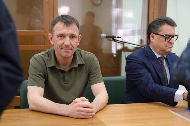 Адвокат Буйновский: защита обжаловала отказ о переводе Попова под домашний арест