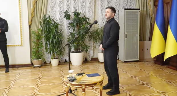 Зеленский: Ввод войск Франции и Британии обязателен. Если Запад не вынудит Россию согласиться, будет другой путь