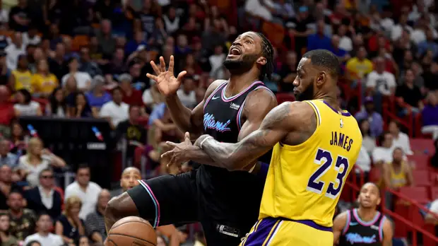 51 очко Джеймса помогло «Лейкерс» победить «Майами» в матче НБА