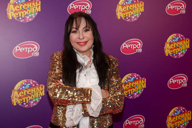 Директор Хлебниковой Данила Прайс назвал новости об опухоли и операции вбросом