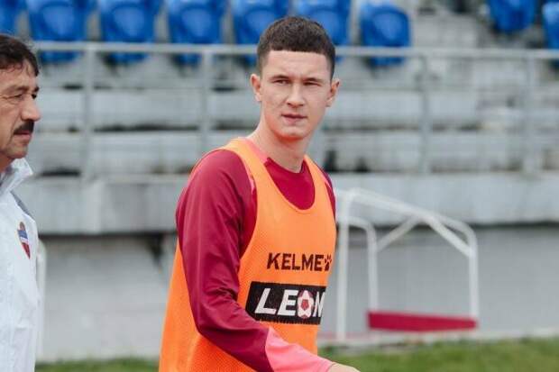 «КАМАЗ» приобрел у «Спартака» полузащитника Максима Лайкина