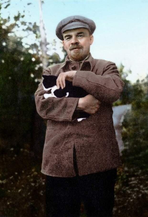 В.И. Ленин с котом, 1922 год. колоризация, личности, портреты