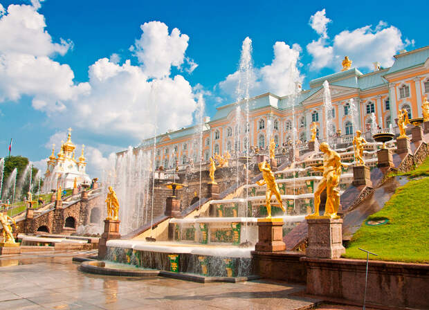 10 самых красивых фонтанов Санкт-Петербурга (ФОТО)