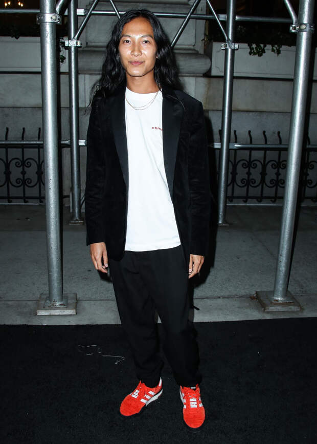 Александр Вэнг 