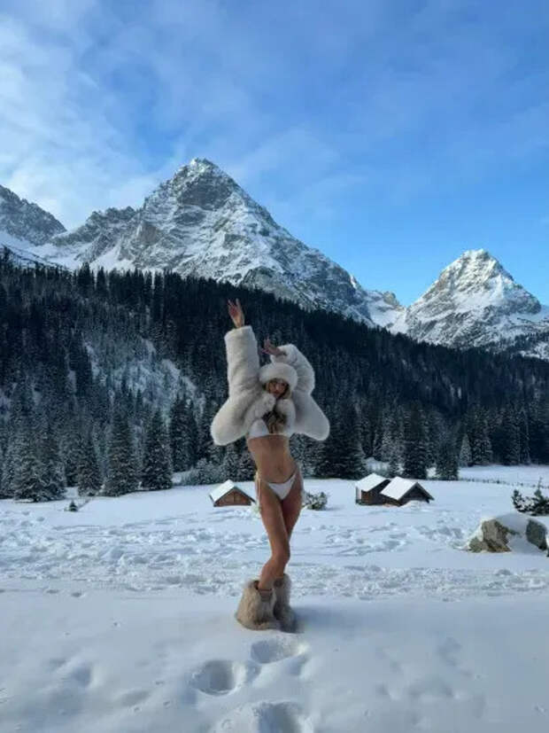 Рози Хантингтон-Уайтли 