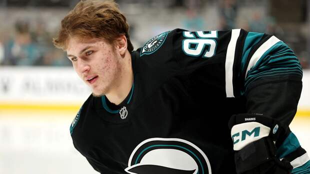 Америка не поверила в русского таланта, а он прорвался в НХЛ! Красивую историю Чернышова прервала неприятная травма