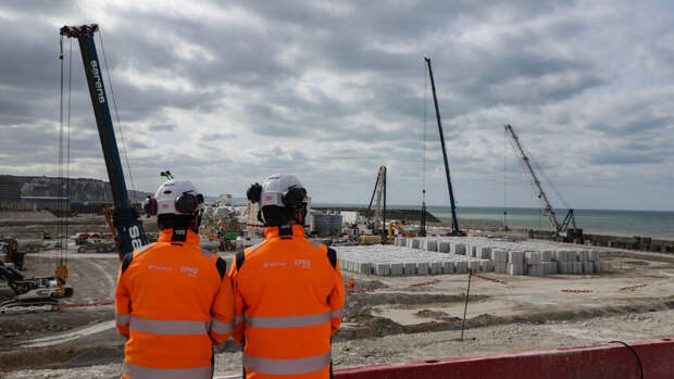 «Переходит все мыслимые границы»: в Москве предупредили Запад о возможной передаче Киеву ядерного оружия