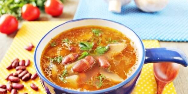 Постный суп с красной фасолью и грибами: сытный, густой и ароматный