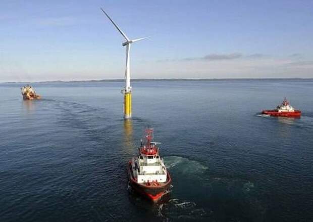 На восточном побережье Шотландии планируют построить огромную в мире ветряную ферму, которая будет плавать по поверхности воды