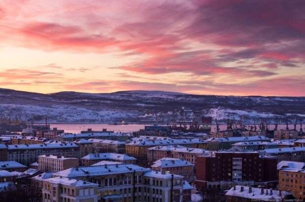 Мурманск - город за Северным полярным кругом (38 фото)