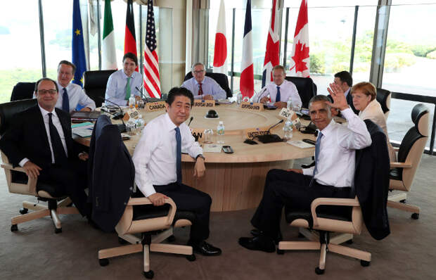 Лидеры G7 высказались за сохранение санкций в отношении РФ Лидеры G7 высказались за сохранение санкций в отношении РФ