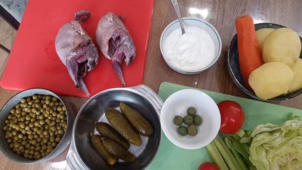 Два салата из боровой дичи