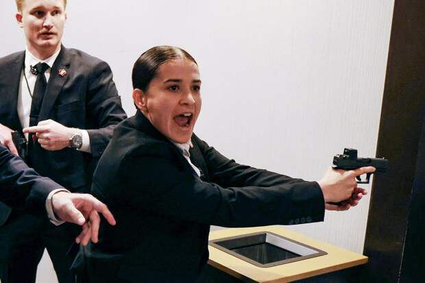 Очередное покушение на Трампа: охрана снова в роли статистов Голливуда?