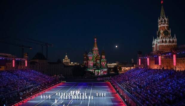 В сети появился ролик об открытии Собяниным фестиваля «Спасская башня». Фото: mos.ru