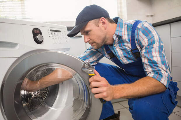 Самослив стиральной машины — причины и ремонт