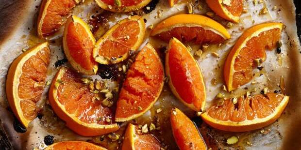 Запечённые апельсины с мёдом и орехами. \ Фото: commerage.ru. Запечённые апельсины с мёдом и орехами. \ Фото: commerage.ru.