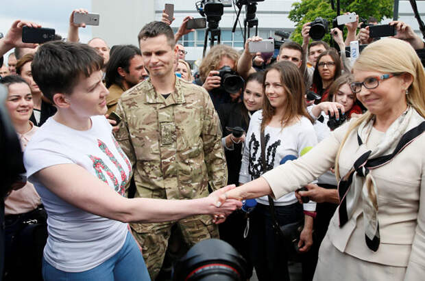 Надежда Савченко и Юлия Тимошенко.