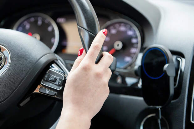 В России продано свыше 127 тысяч новых автомобилей за прошлый месяц