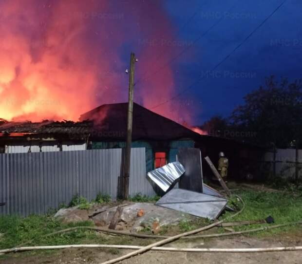 В пожаре частного дома погибла 65-летняя жительница Тульской области