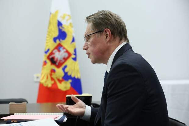 Путин провел рабочую встречу с Мурашко