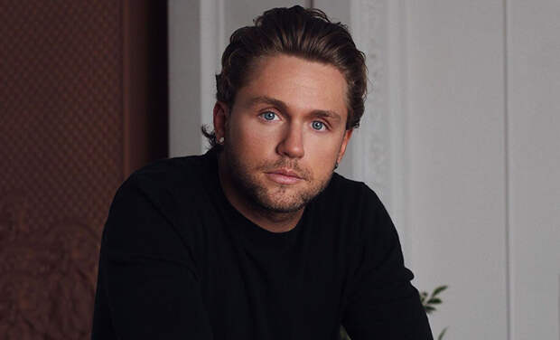 Певец Влад Соколовский заразился коронавирусом: "Нахожусь немного в замешательстве, что при таком раскладе делать"