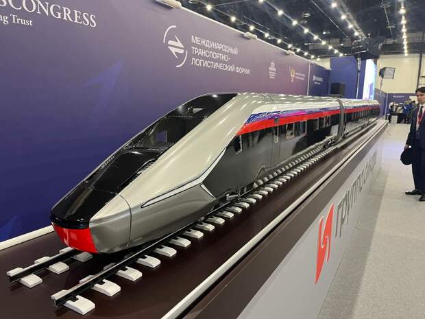 Первые вагоны поезда для ВСМ прошли процесс покраски