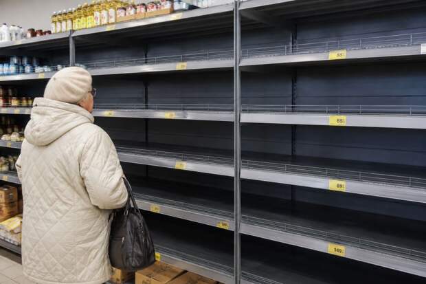 Магазины предупредили: какие продукты начнут убирать с прилавков с июня 2026 года