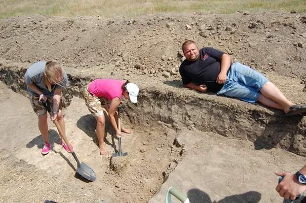 А главное — нельзя будет отказаться потому что «это не женская работа». Равноправие же. прикол, равноправие, феминизм, юмор