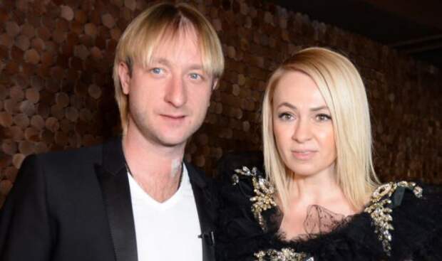 Рудковская отреагировала на слухи о своем разводе с Плющенко