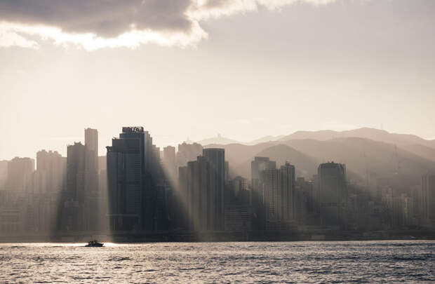 Рассвет над Гонконгом