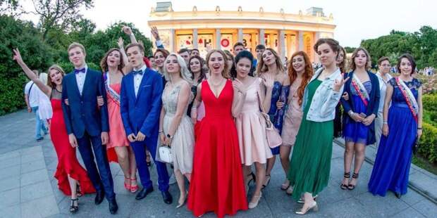 Ракова: в Москве 24 июля пройдет выпускной в Парке Горького