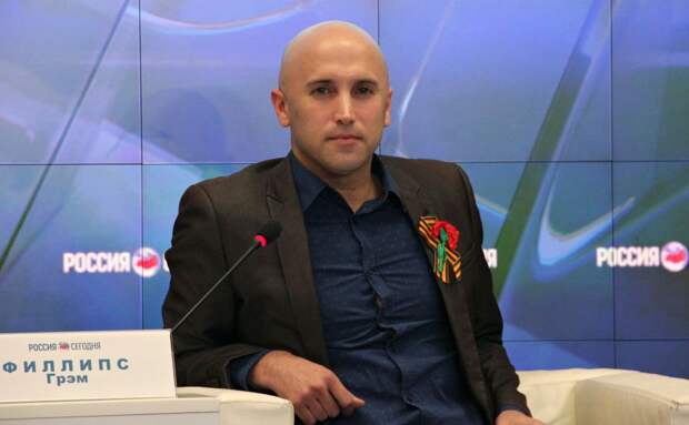 ЕС ввел санкции против писавшего о Донбассе журналиста Грэма Филлипса