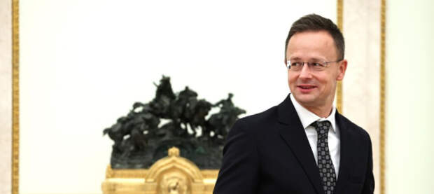 Сийярто надеется вернуться из РФ с хорошими новостями по нефти и газу, а также с венграми, принудительно мобилизованными Украиной