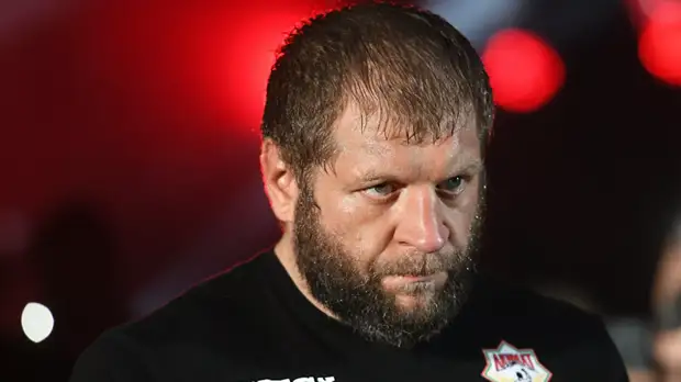 Харитонов поставил под сомнение уровень навыков Александра Емельяненко