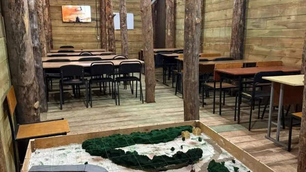 Опубликованы снимки подземного центра подготовки боевиков ВСУ