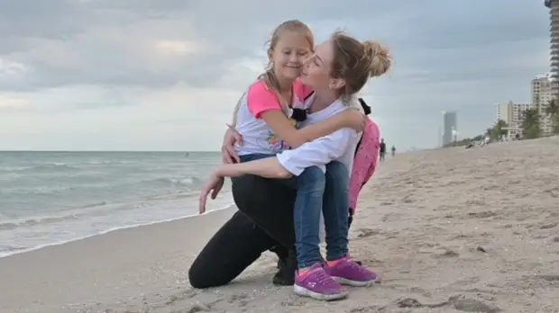 «Он человек слова»: хабаровчанка Олеся Смирнова рассказала, как Михаил Дегтярёв помог ей вернуть дочь