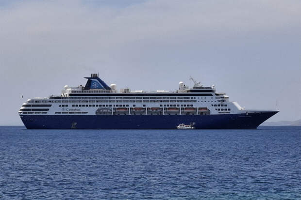 Россиянка рассказала об обстановке на круизном лайнере в Катаре