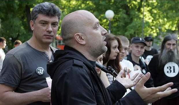 Захар Прилепин трижды за неделю подыграл русофобской пропаганде