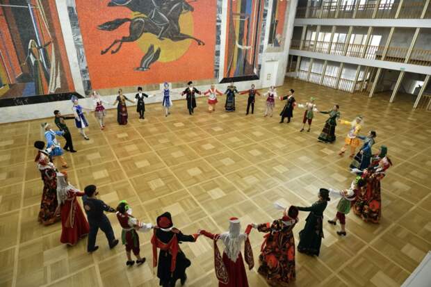 В Майкопе открыли Год единства народов России