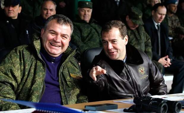 Как живет-поживает да добра наживает, бывший министр обороны Сердюков, который едва не угробил армию