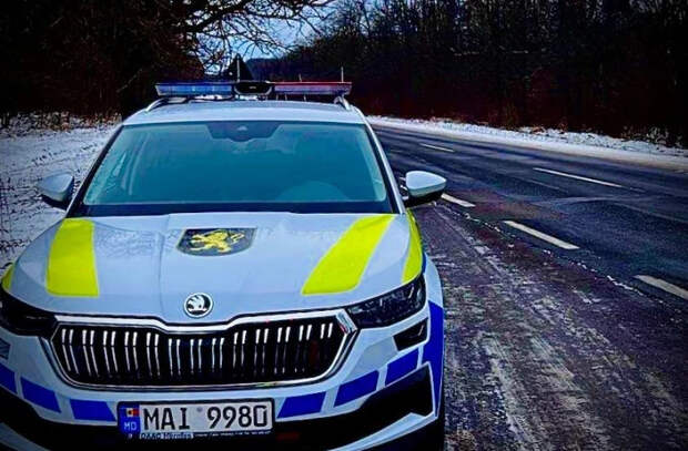 В связи с метеоусловиями полиция обращается к водителям