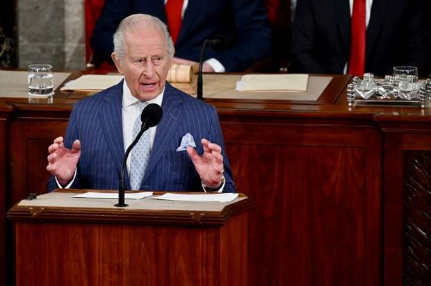 Король Карл III выступил в Конгрессе США: похвала НАТО, «сдержки и противовесы» и молчание об Эпштейне