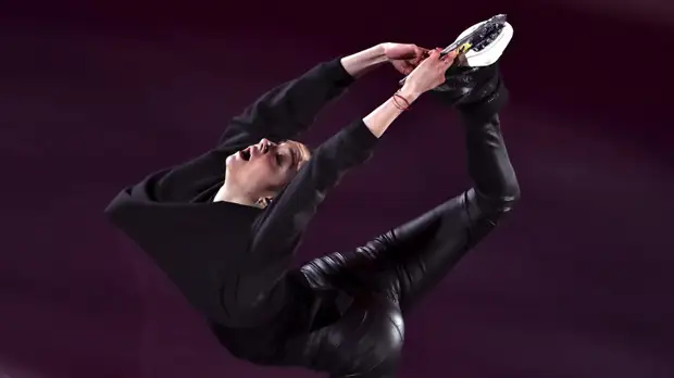 Фигуристка Медведева проиграла американке Теннелл на турнире в Канаде