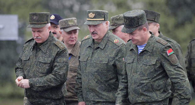 «Беларусь-1»: Лукашенко приказал срочно перебросить бригаду ВДВ в Гродно