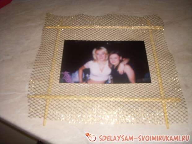 Фоторамка из китайских палочек Фоторамка из китайских палочек