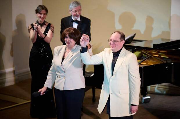 Александр Соловьёв отметил 10-летие сотрудничества с Тульской филармонией