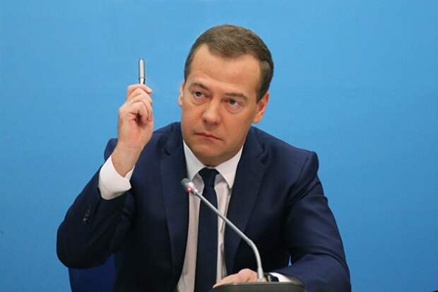 Д. Медведев: «Только наличие развитой конкурентной среды позволяет повышать качество медицинской помощи, ее доступность»