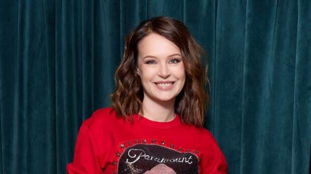 Ирина Безрукова — о своем конфузе на красной дорожке: «Показала нижнее белье»